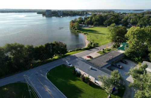 Ramara Hotel | Lakeside Inn