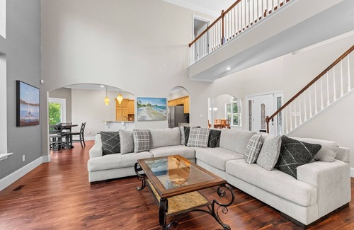 Barium Springs House | Lakeside Landing by AvantStay | Private Dock