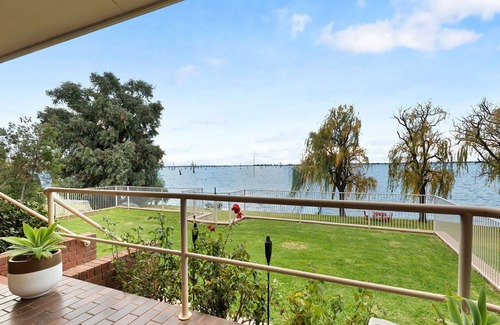 Yarrawonga House | Lakeside Landing waterfront property with Jetty.