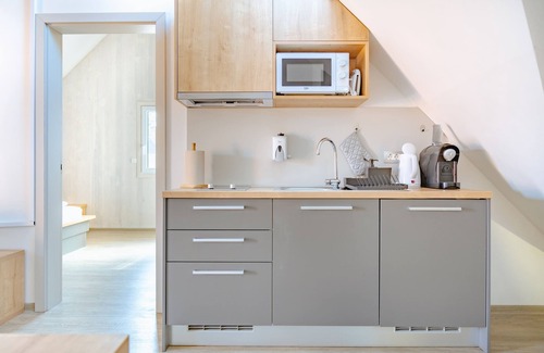 Bled Apartment | Lakeside Living: Modern Apartment Just 400m from Lake Bled