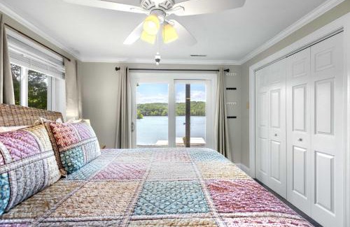 Linn Creek House | Lakeside Oasis - Room for 12