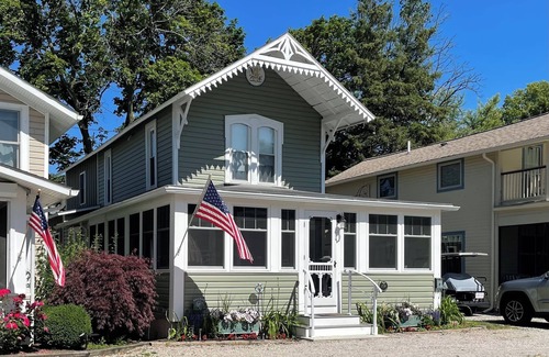 Lakeside House | Lakeside OH Cottage, large porch, lake views, steps to park & shopping