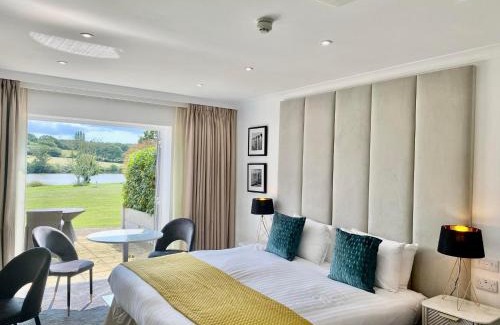 Wootton Bridge Hotel | Lakeside Park Hotel & Spa