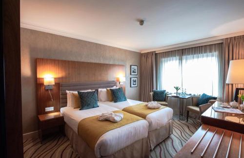 Wootton Bridge Hotel | Lakeside Park Hotel & Spa
