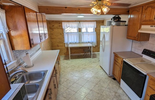 Warsaw Cabin | Lakeside Retreat: Serene 3-BR Cabin Nestled in Woods by Truman Lake