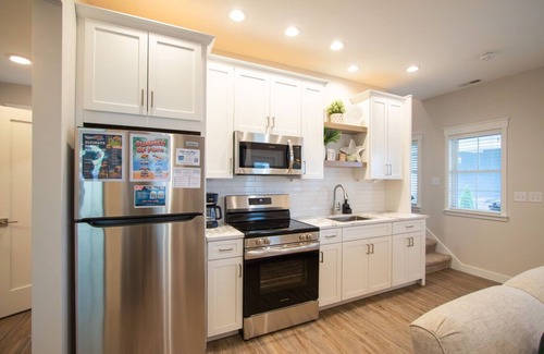 Celina House | Lakeside Serenity: 3 bed/2 bath Lakeside Cottage!