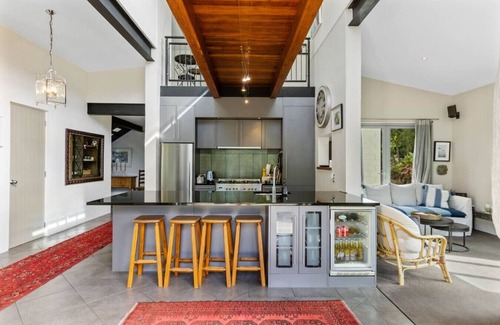 Wanaka House | Lakeside Serenity Wanaka