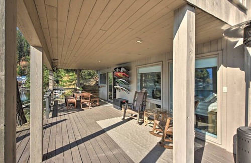 Hayden Lake House | Lakeside Suite · Waterfront Lake Studio with Deck + Beach Access
