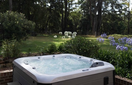 Lakesland House | Lakesland Farm Retreat pet friendly