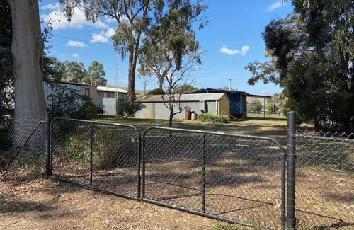 Bonnie Doon House | Lakeview Cottage - Easy Boat Access, Dog Friendly