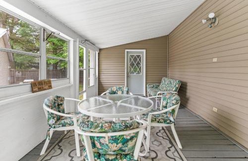 Silver Lake House | Lakeview Cottage - stunning views of Silver Lake.
