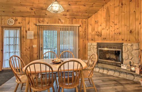 Eidelweiss Village House | Lakeview Forest Cabin with Deck Less Than half Mile to Beach!