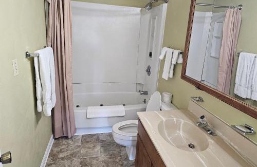 Cheat Lake Resort | Lakeview Golf Resort