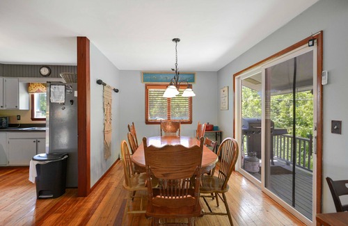 Sheldrake House | Lakeview Landing: "Ideal location!"