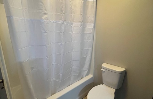 Dowagiac Hotel | LakeWood Inn & Suites
