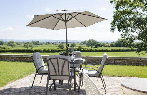 Thirsk House | LaLo