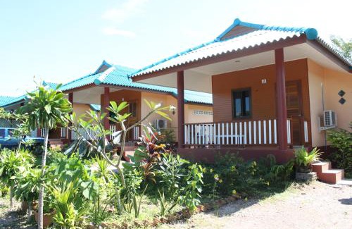 Don Sak House | Lam-tong Resort