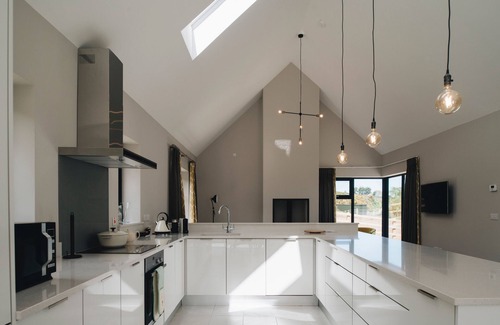 Ballycastle House | LAMB COTTAGE, pet friendly, with open fire in Ballycastle