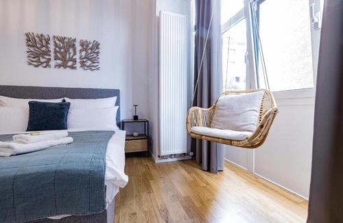 Gablenberg Apartment | LaMiaCasa City-Grande Family-Business Groups
