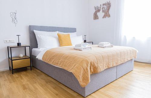 Gablenberg Apartment | LaMiaCasa City-Grande Family-Business Groups