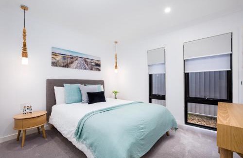 Surfers Paradise House | Lamour Holiday Beach House