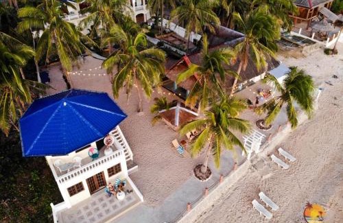 Lanas Hotel | Lanas Beach Resort Carabao Island