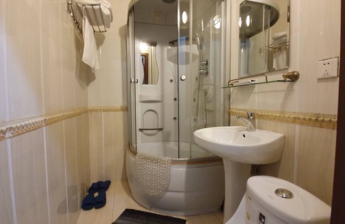 Bayangol Hotel | Land Hotel