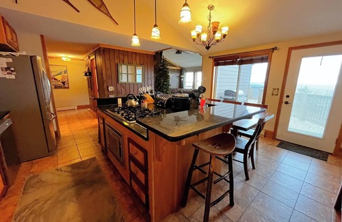 Snowshoe House | Land's End 3 - The Yeti's Den - Snowshoe, Sunset Views!