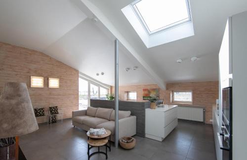 Pervijze House | Landelijk vakantiehuis in Diksmuide met een tuin en vijver