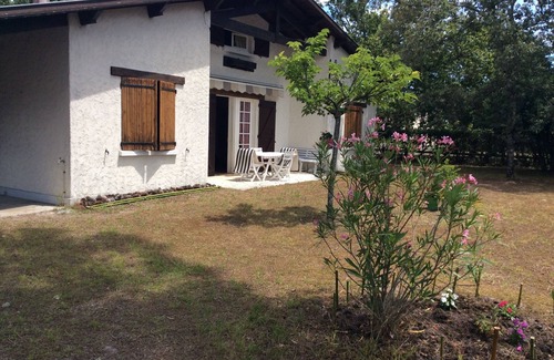 Sainte-Eulalie-en-Born House | Landes house