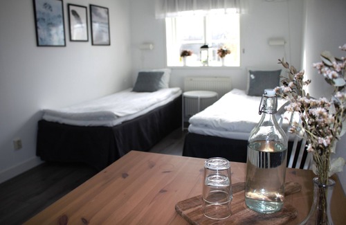 Tomelilla Bed & Breakfast | Landet Bed and Breakfast