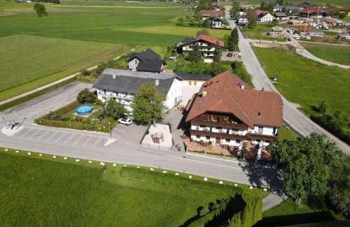 Sankt Georgen im Attergau Hotel | Landgasthof Spitzerwirt