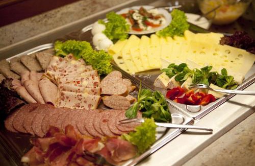 Markt Erlbach House | Landgasthof - Hotel zum Stern