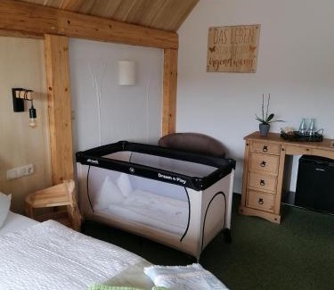 Abhorn Hotel | Landgasthof Plohnbachtal UG