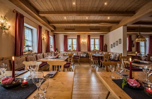 Oberostendorf Hotel | Landgasthof Wangerstuben
