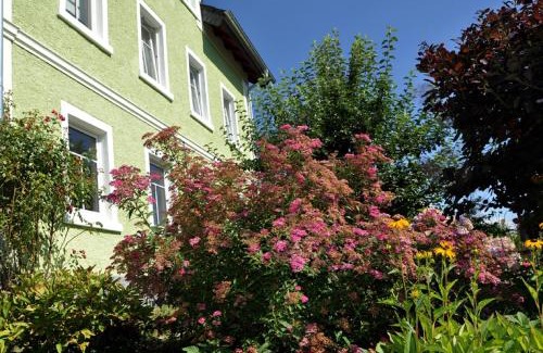 Bad Alexandersbad Apartment | Landhaus Bruckner