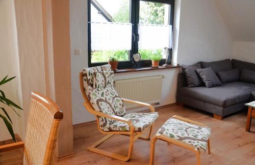 Grimburg Apartment | Landhaus Grimburg - Ferienwohnung Obergeschoss