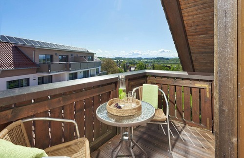 Bitzenhofen Apartment | Landhaus Hoher Langenargen, 40sqm, 1 bedroom, max. 3 persons