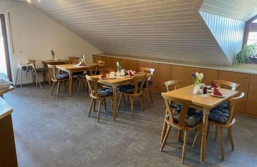 Meckenbeuren Bed & Breakfast | Landhaus Monika