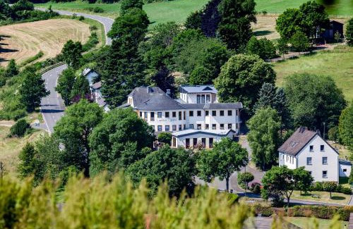 Stadtkyll House | Landhotel Eifelblick