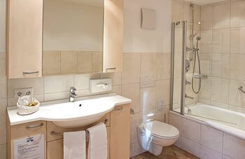 Kirchheim am Ries Hotel | Landhotel Garni Engelhard