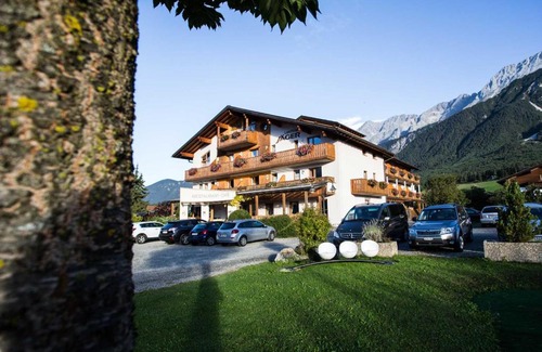 Wildermieming Hotel | Landhotel Jäger TOP