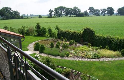 Kirchham Hotel | Landhotel Larenzen