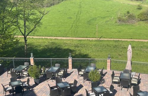Feilbingert Hotel | Landhotel Lembergblick