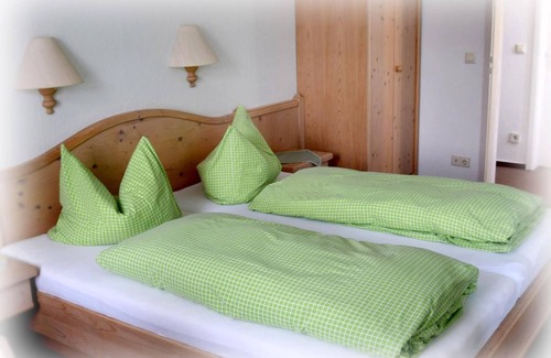 Ahlsdorf Hotel | Landhotel Stadt Nuernberg