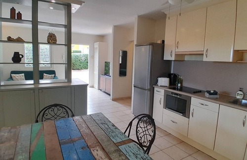 Rooi Catochi Hotel | Landhuis Bona Vista