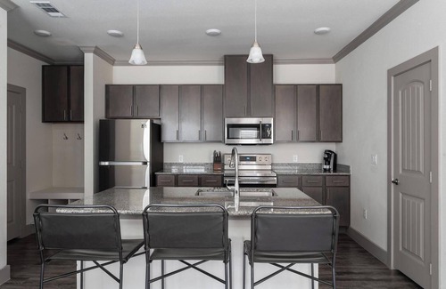 Manor Apartment | Landing | Amazing 1BD, Clubhouse, Gym