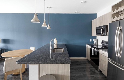 McKinney Apartment | Landing | Amazing 1BD, Gym, Pool