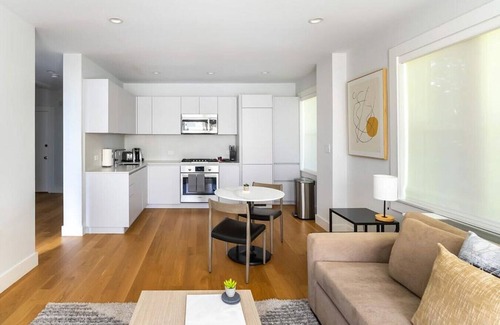 Winter Hill Apartment | Landing at 123 Highland Ave - 1 Bedroom in Winter Hill