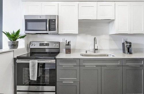 Alamitos Beach Apartment | Landing at 1900 Ocean Beach Club - Studio in Alamitos Beach